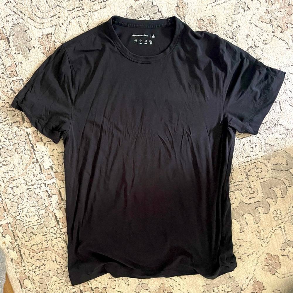 Abercrombie, black T-shirt